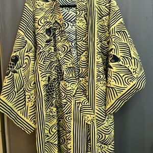 Vintage Japanese Black and Yellow Kimono Robe by FP in Tokoyo